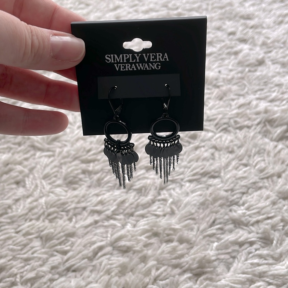 NWT Simply Vera Vera Wang Black Fringe Earrings, Never worn - Picture 3 of 3